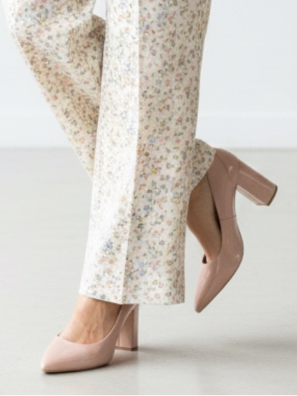H&M - Court Shoes - Elegant beige Block Heel Pumps